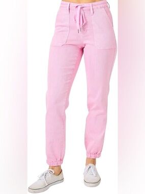 NWT Judy Blue Pink Denim Jogger Jeans